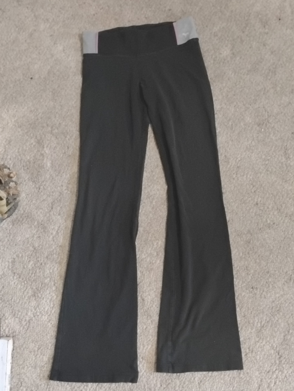 older Style Victoria Secret Pink Flared Yoga Pants, Small